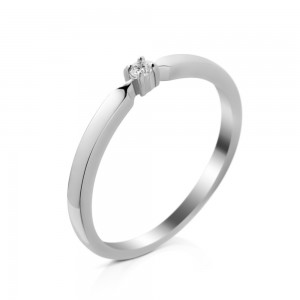 Серебряное кольцо с фианитом B020CZ-10