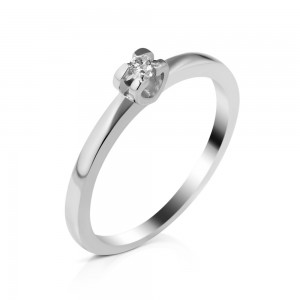 Серебряное кольцо с фианитом B003CZ-10